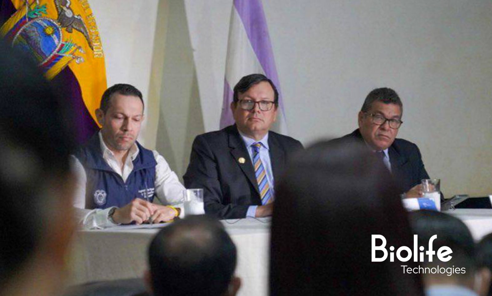 Primer caso de influenza aviar en humanos en Ecuador